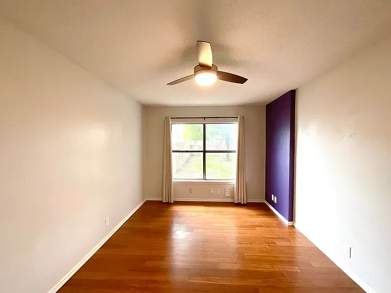 10215 Athens Fld — Photo 18