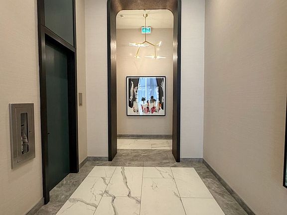 4th image of 60 Shuter St #202