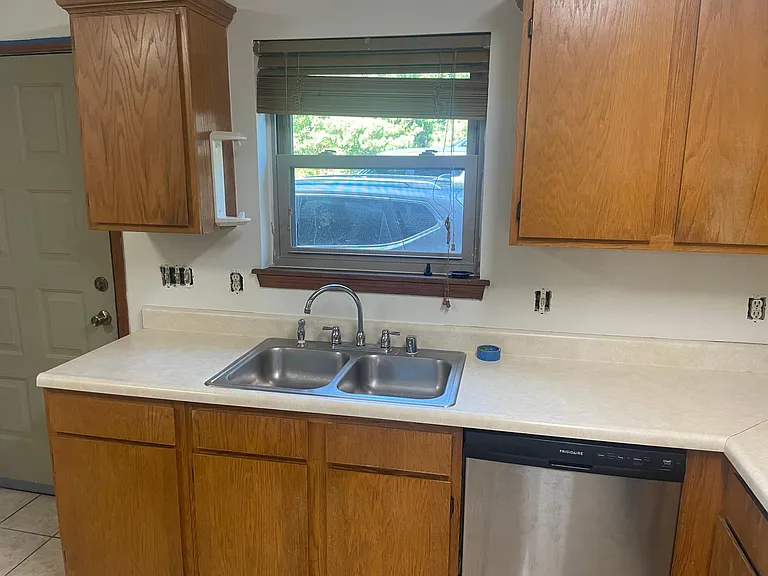 2481 N Brophy Ave #1 — Photo 7