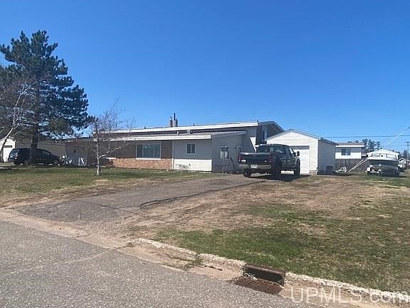 3rd image of 601-603 Valkyrie St