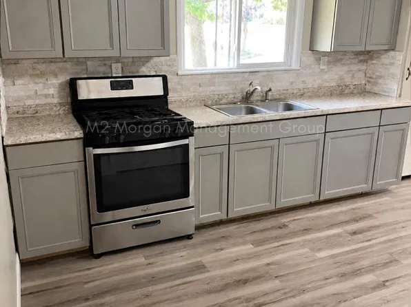 299 W 5th St, Oswego, NY 13126
