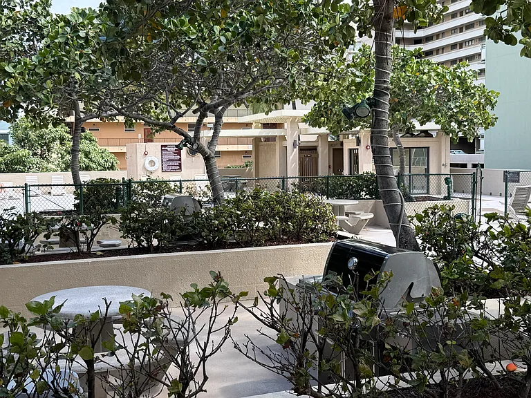 430 Lewers St #12D — Photo 18