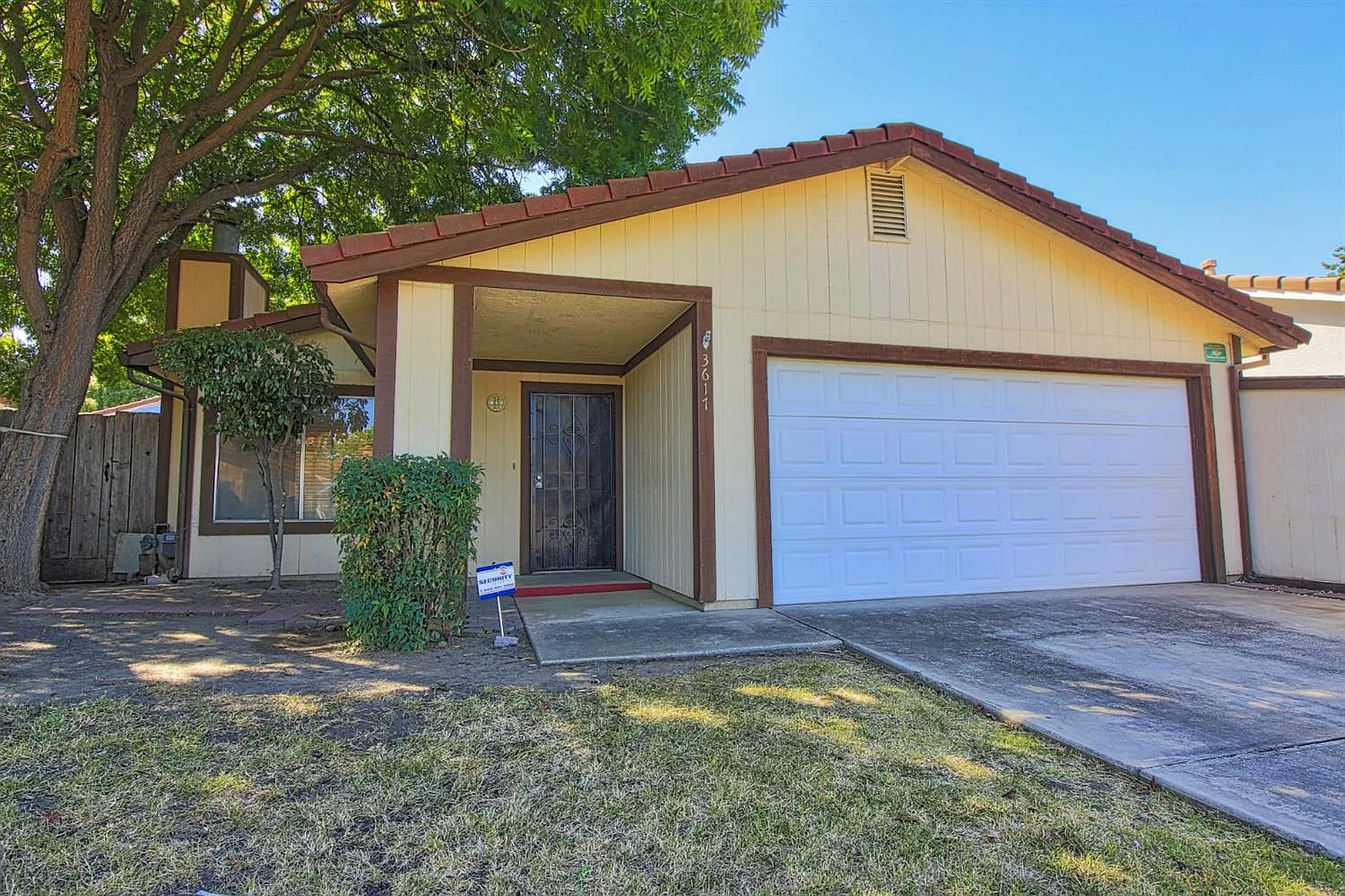 3617 Portabello Dr photo 1