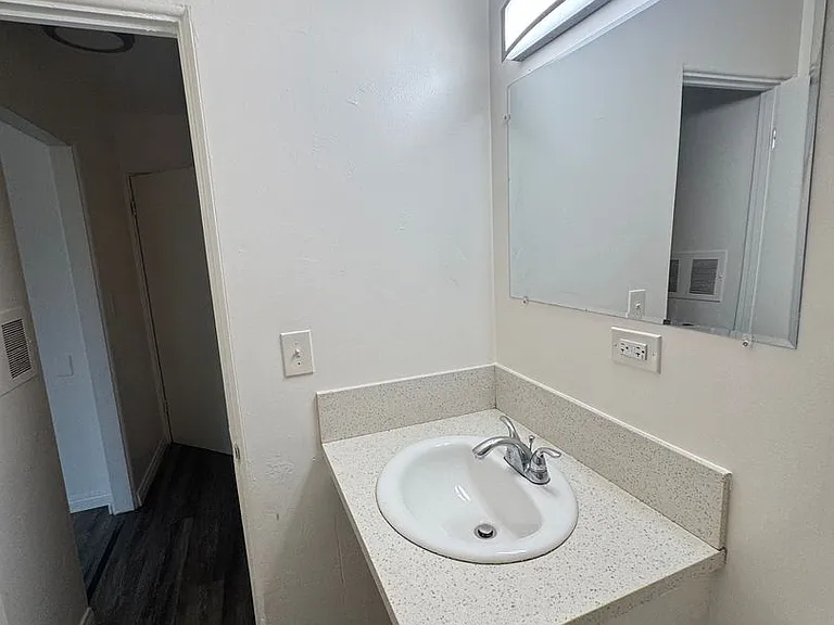 4327 Altadena Ave — Photo 21