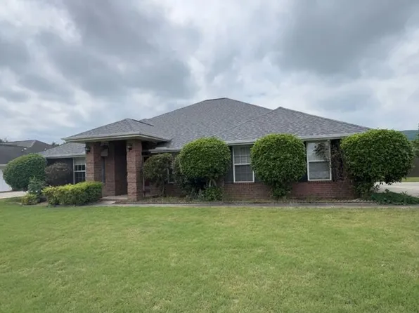 7010 Thornwood Ln SE, Owens Cross Roads, AL 35763