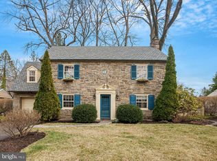 677 Lindley Rd, Glenside, PA 19038