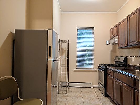 4th image of 51-24 35th St #1R
