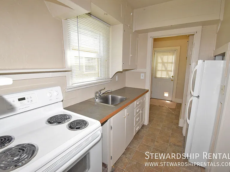 2024 Emerald St #5 — Photo 5