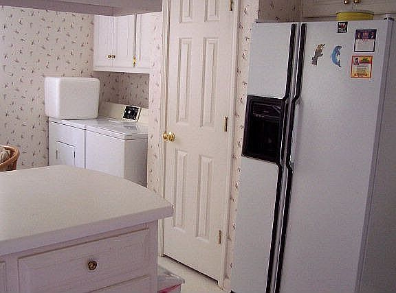 Part of kitchen before 