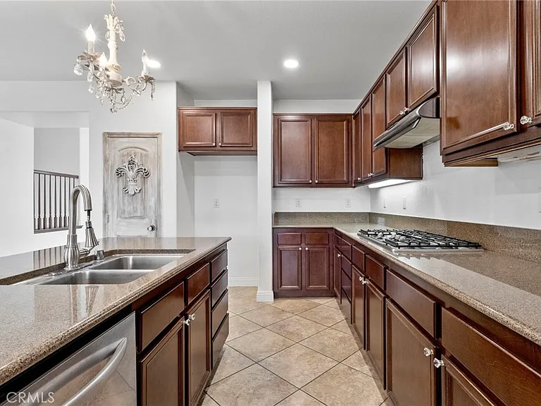 53051 Imperial St — Photo 11