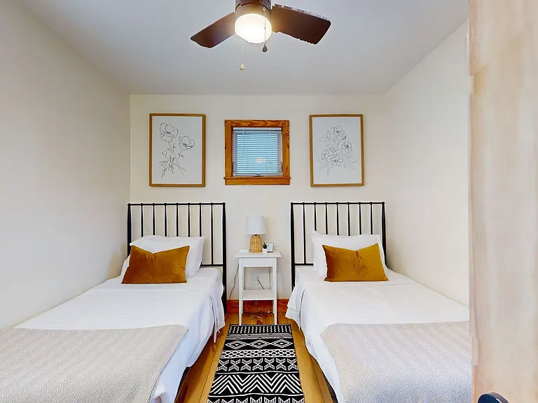 700 Method Rd — Photo 16