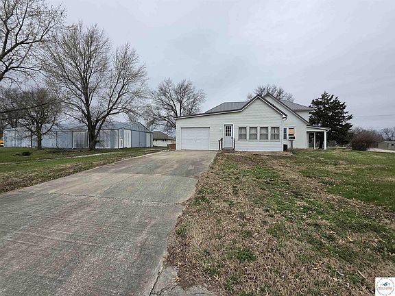 2nd image of 1060 S Vansant Rd