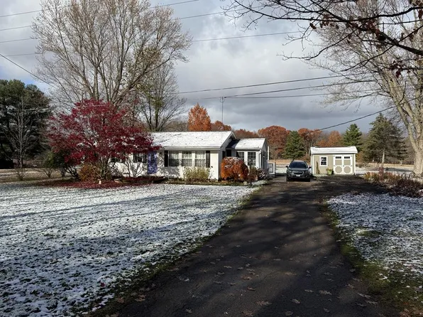 1231 S Perry St, Titusville, PA 16354