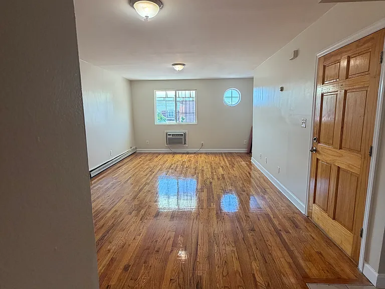 8512 Glenwood Rd #2 — Photo 1