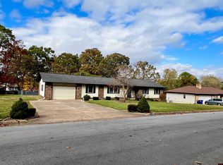 106 N Kingswood Dr, Mountain Home, AR 72653