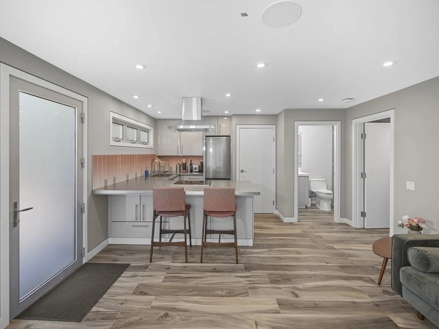1 bed, 460 sqft, $3,600 — Photo 4
