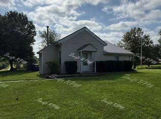 18501 N Main St, Smithville, MO 64089