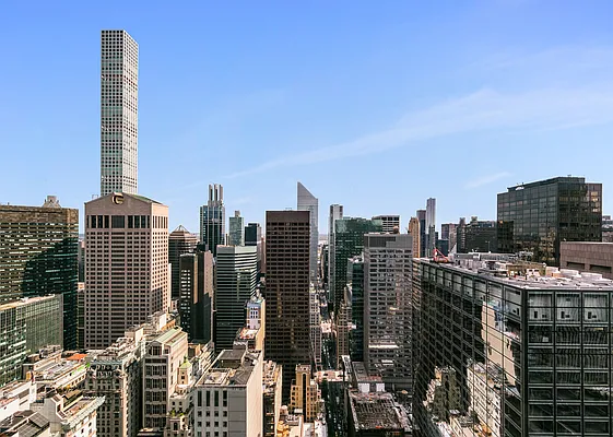 Sold by Compass | media 20