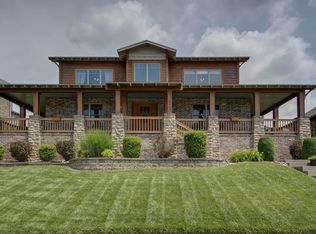 3927 E Ridgeview St, Springfield, MO 65809