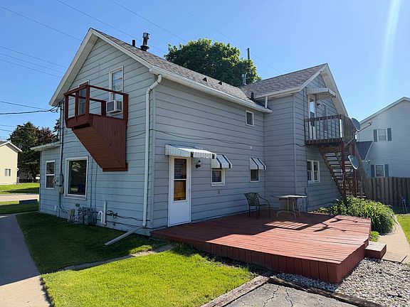 2nd image of 117 Fort Howard Ave