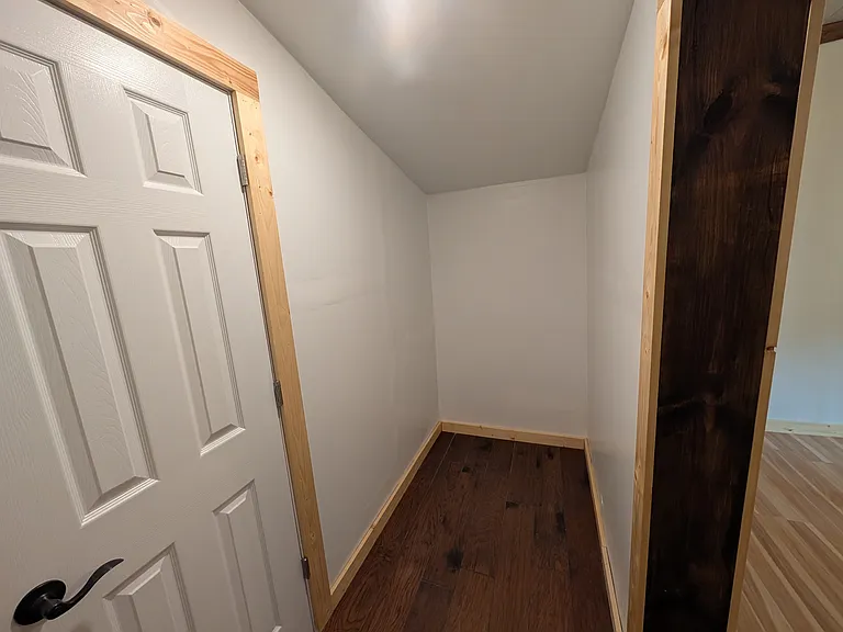 93 Hargrave Rd — Photo 20