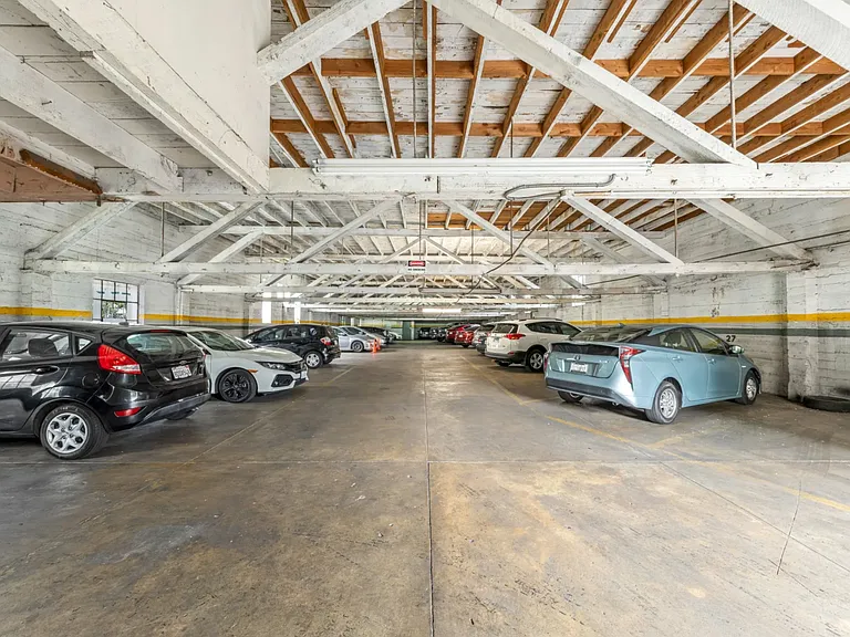 Normandie Hollywood, LLC — Photo 19