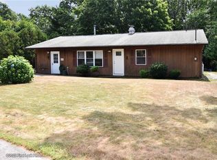 1 Abbey Ln, Foster, RI 02825