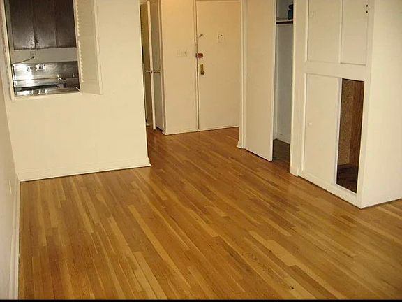 3rd image of 1295 1st Ave APT 3D