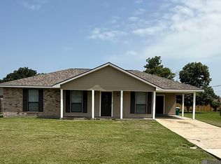 3756 Karen Dr, Addis, LA 70710