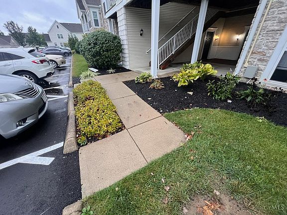 3rd image of 9186 Yarmouth Dr APT A