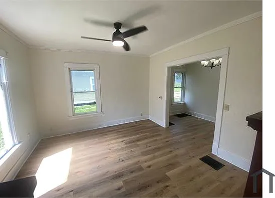 2114 Telegraph Rd — Photo 2