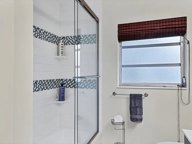 2532 Belvoir Blvd — Photo 24