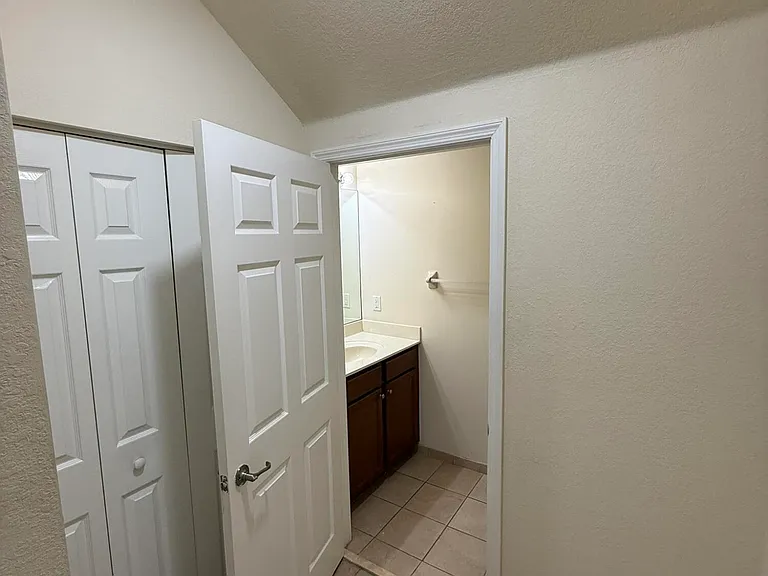 17093 SW 93rd St — Photo 11