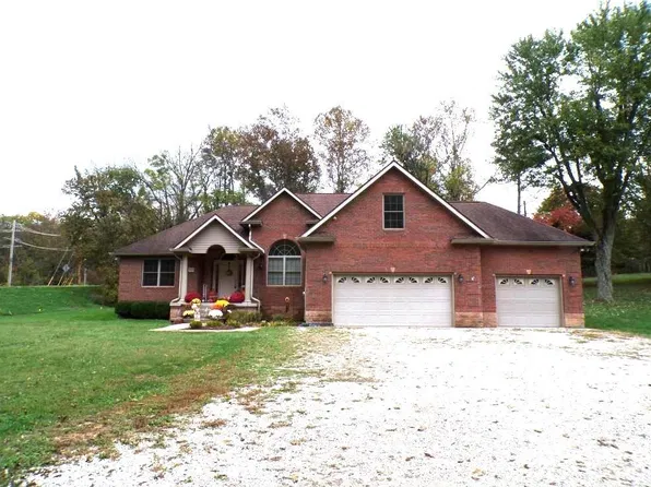 925 SE Main St, Paoli, IN 47454
