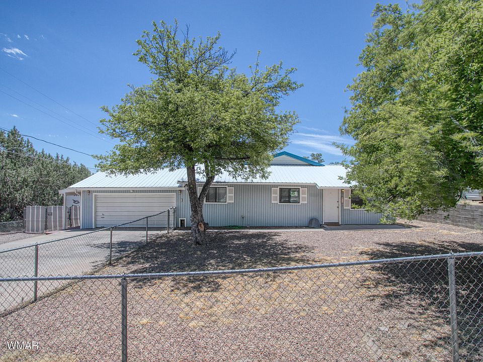 1st image of 411 W Stratton
