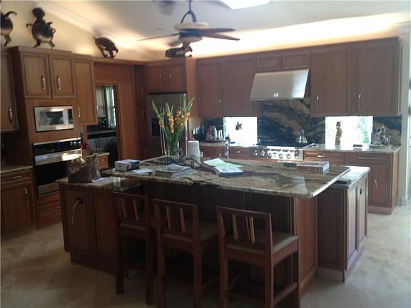 3rd image of 27698 Bay Point Ln