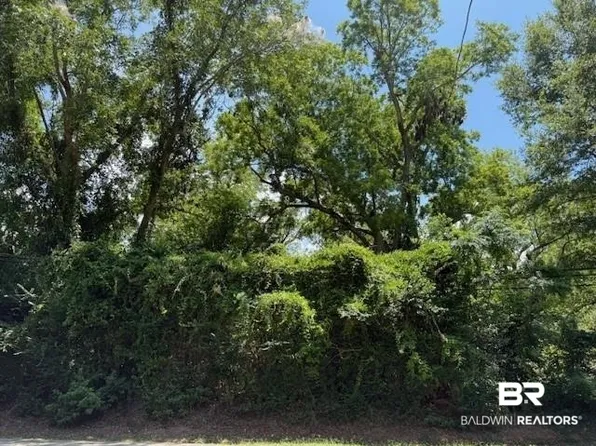 1214 Main St, Daphne, AL 36526