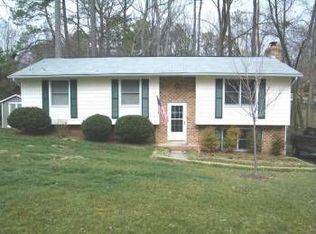 10900 Sydelle Dr, North Chesterfield, VA 23235