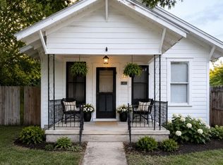 1002 Washburn St, Taylor, TX 76574