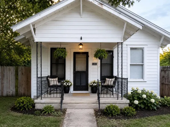 1002 Washburn St, Taylor, TX 76574