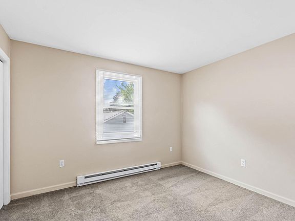 3rd image of 500 Hessian Ave #1