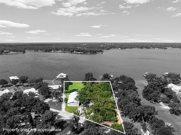 3rd image of 20253 E Lakeshore Dr