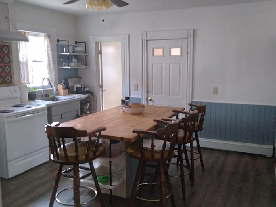 31 Wallace Row #1
