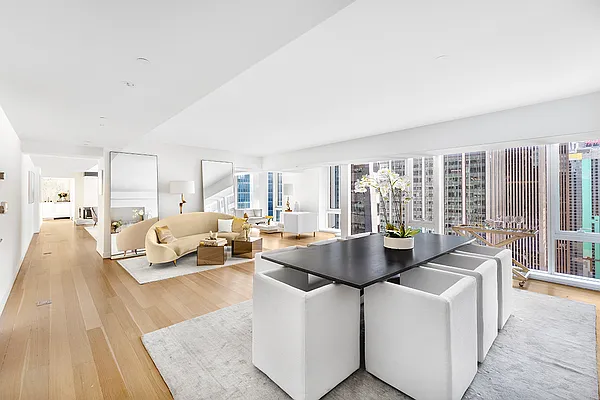 Sold by LL Real Estate Services | media 9