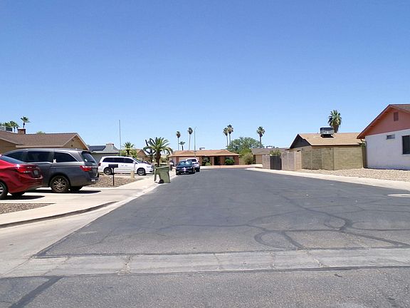 5th image of 10020 N 52nd Dr