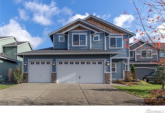 1st image of 17423 19th Ave E