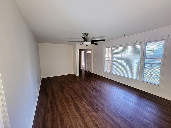 3rd image of 3703 Sourwood Ct