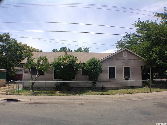 3rd image of 4744 Baker Ave