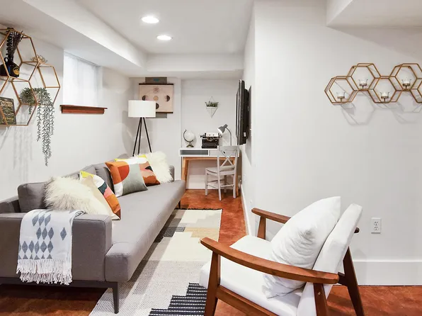 1220 SE 25th Ave, Portland, OR 97214