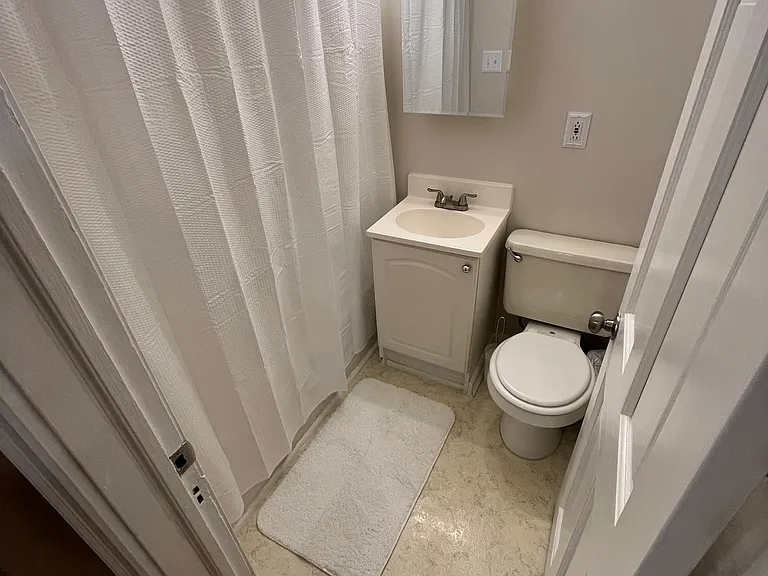 101 Comstock Ave #4 — Photo 10